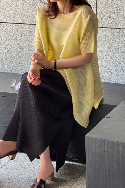 Tummel pleated skirt