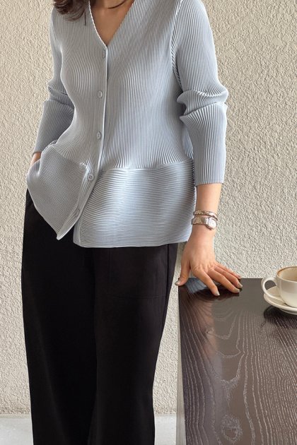 Sorena Pleated Cardigan