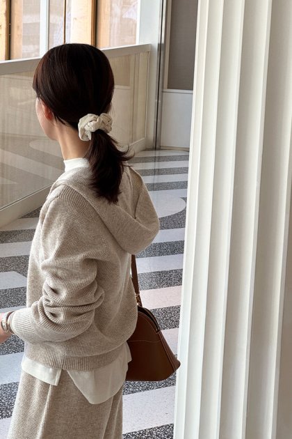 Hokus Velvet Scrunchie Hokus Velvet Scrunchie