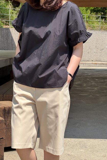 Lesian band blouse Lesian band blouse
