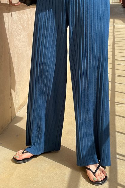 シンプルフラットトングサンダル シンプルフラットトングサンダル