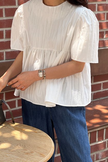 Chat volume blouse