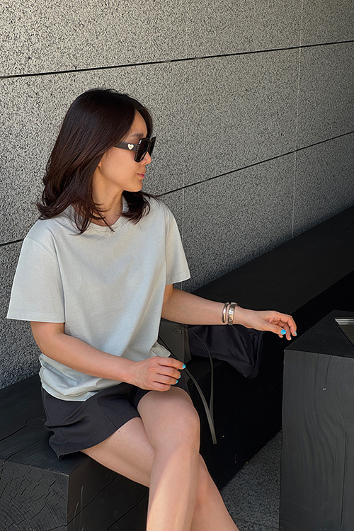 The Bellit Silket T-shirt The Bellit Silket T-shirt
