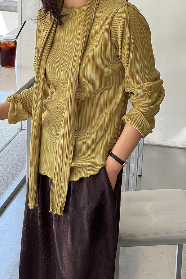 Fored tie blouse Fored tie blouse