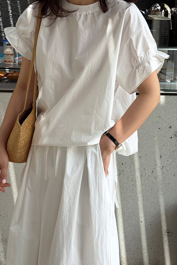 Leaf Frill Blouse Leaf Frill Blouse