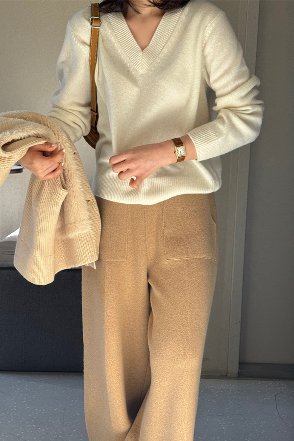 Sadie V Knit Sadie V Knit