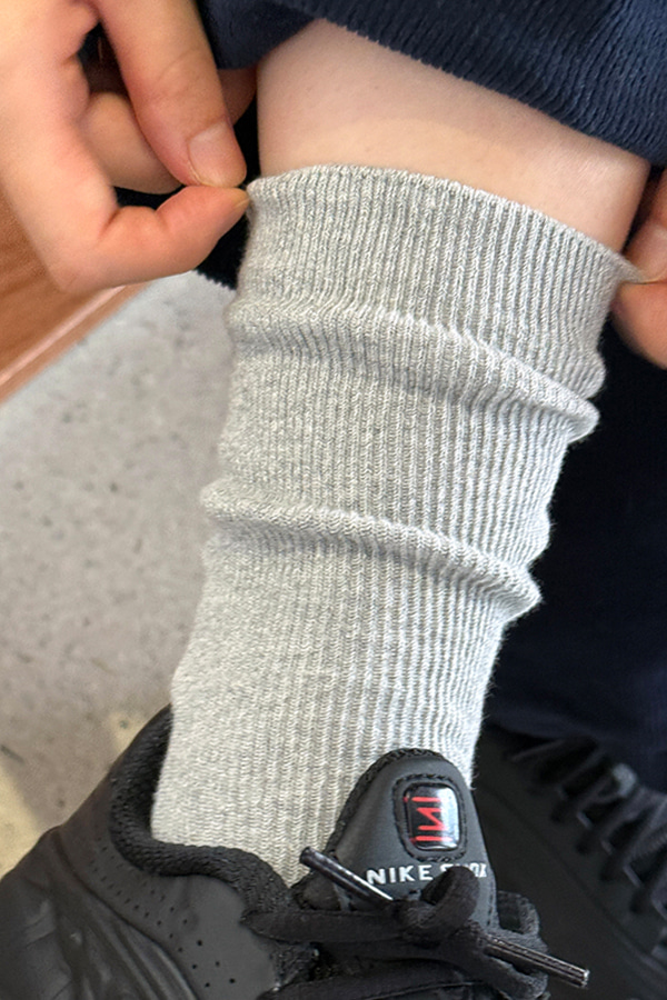 More long socks More long socks