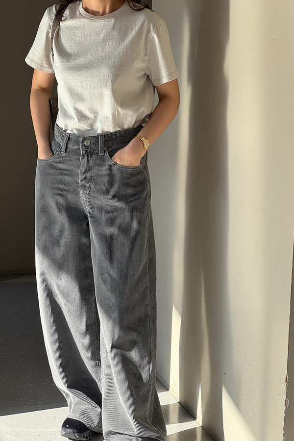holic 5032 corduroy straight pants holic 5032 corduroy straight pants