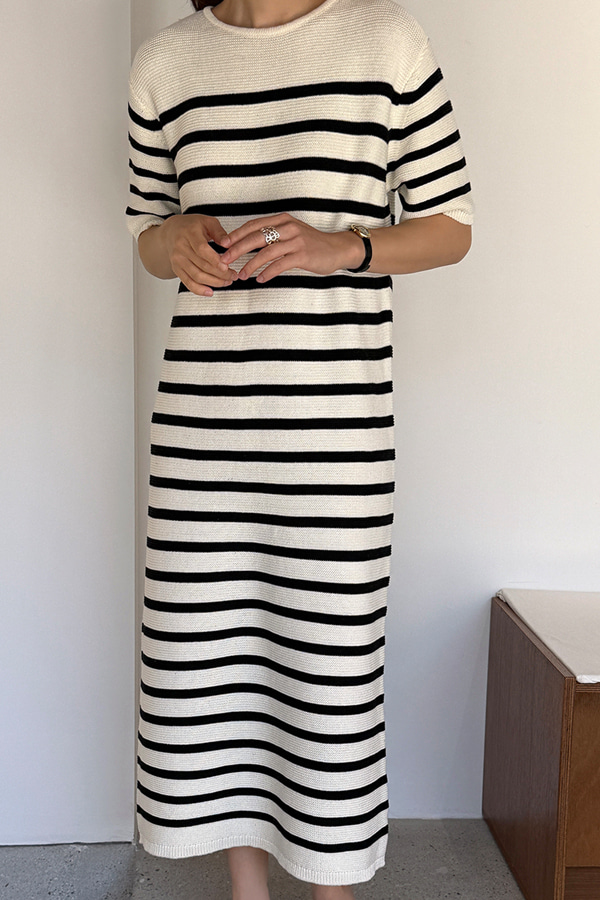 Remore short-sleeve dress Remore short-sleeve dress