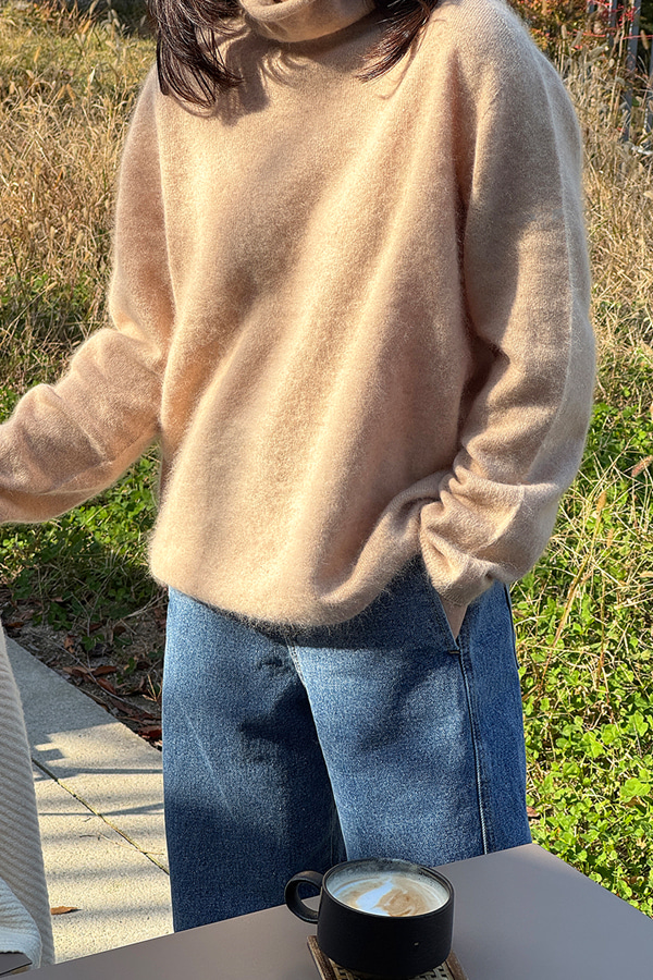 Mobnon turtleneck knit Mobnon turtleneck knit